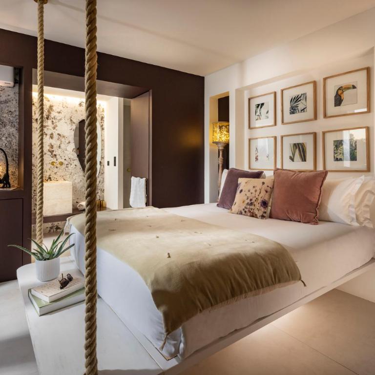 La Bastide de Damien, 5 clefs Demeure d'Exception et Table Remarquable dans le guide Teritoria, JACUZZI Privatif, Cuisine étoilée Dominique Frérard - Suite avec Jacuzzi - 4