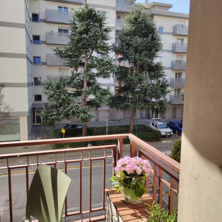 Your City Retreat - Two-Bedroom Apartment - 7