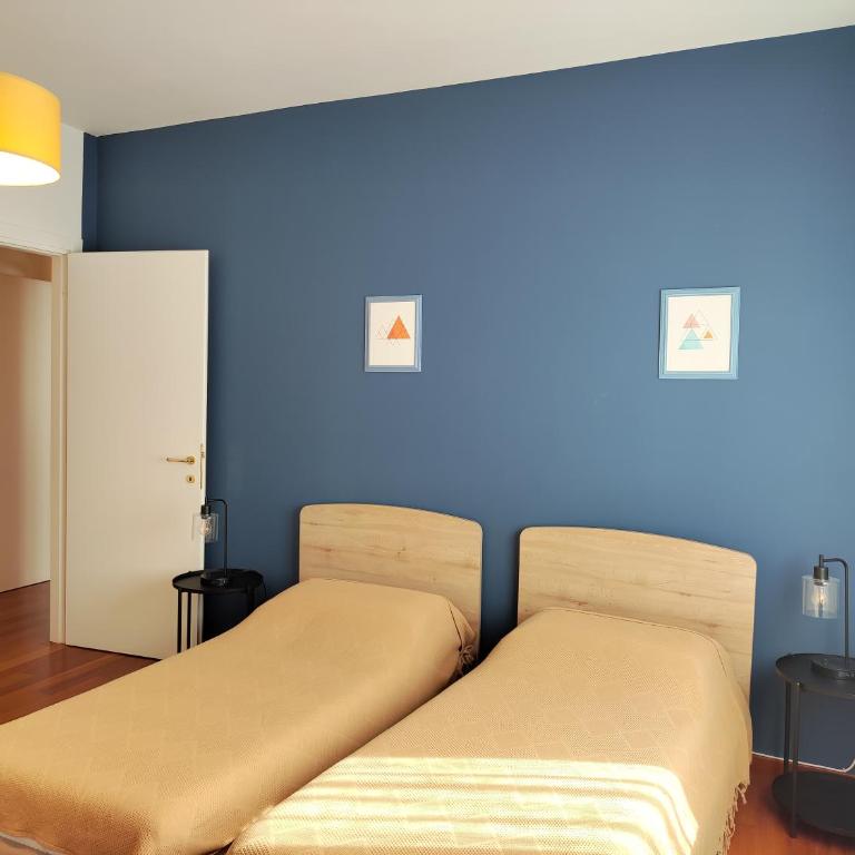 Your City Retreat - Two-Bedroom Apartment - 14