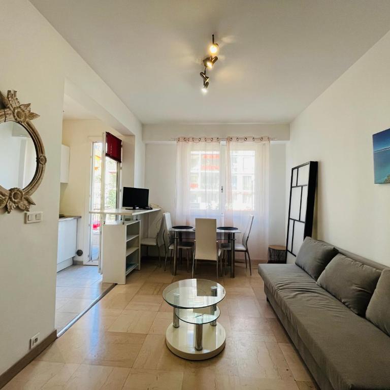 Grand studio de 30 m2 Promenade des Anglais - Studio - 1