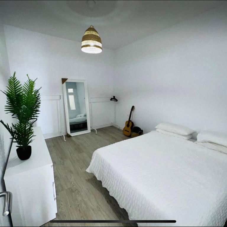 Vistabella - Las Vistas Beach, Los Cristianos - One-Bedroom Apartment - 9