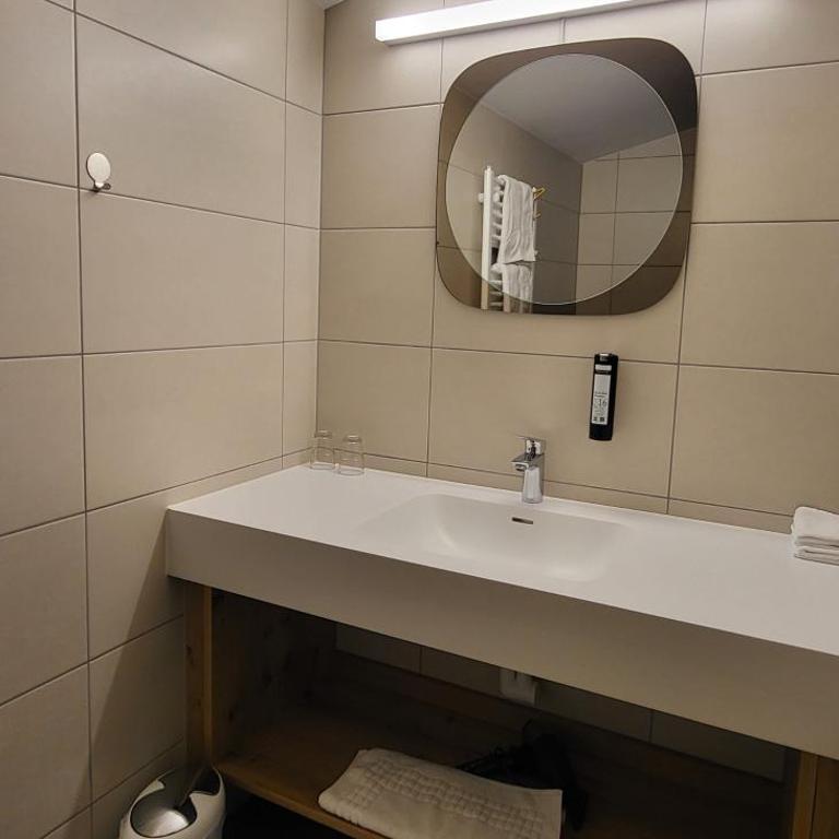 Appartements Tschol Martin - Standard Apartment mit 1 Schlafzimmer und Balkon - 1