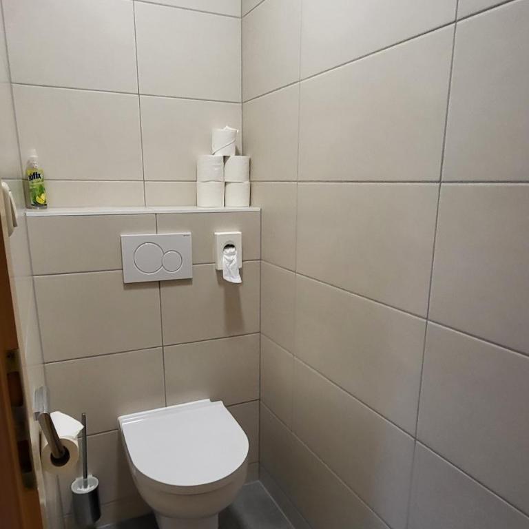 Appartements Tschol Martin - Standard Apartment mit 1 Schlafzimmer und Balkon - 3