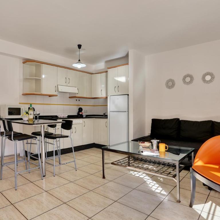 Residencia Lena - Apartamento con vistas al jardín - 36