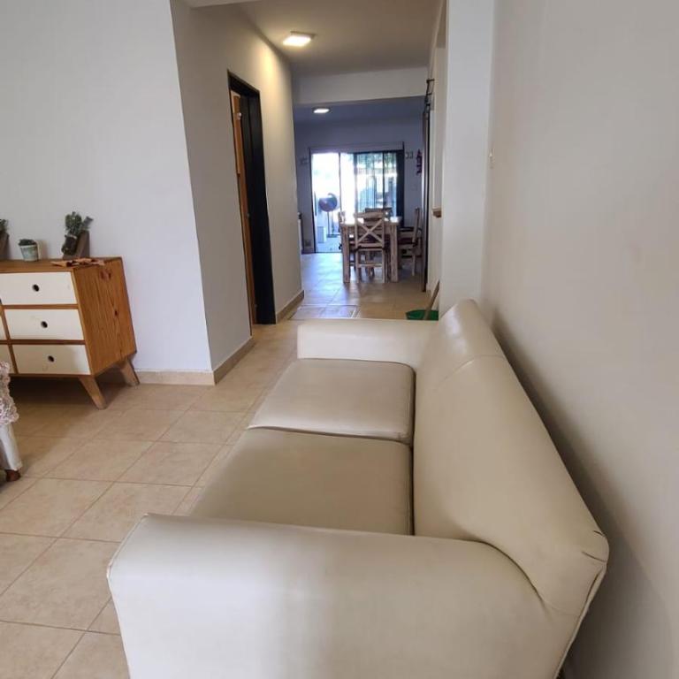 CASA "B" BARRIO 14 de Octubre - Neuquén RUTA 7 - - Casa de 2 dormitorios - 11