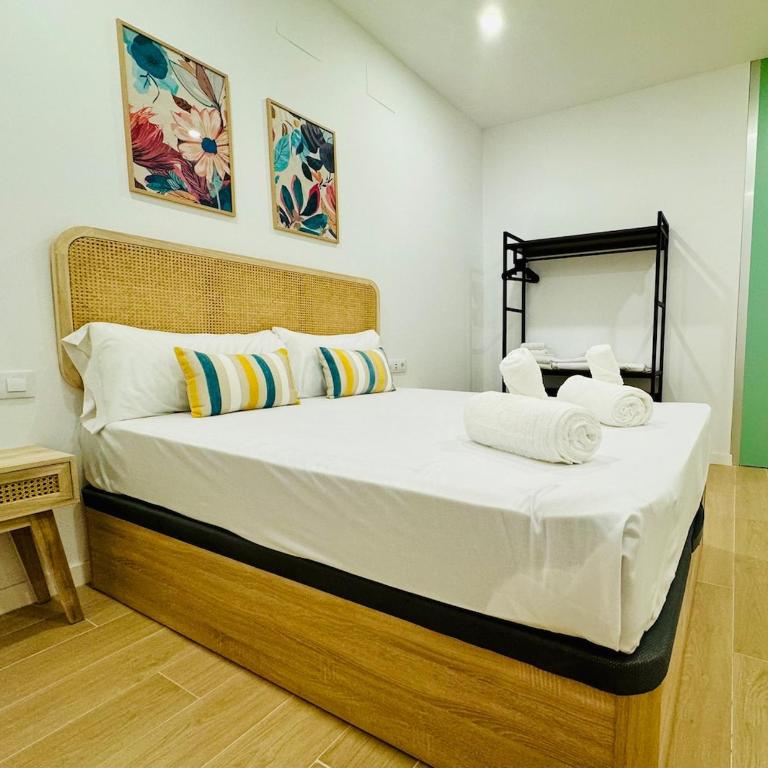FLAT A - Wide & Cool Flat Next To Historic Center - One-Bedroom Apartment - 20