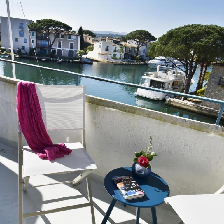 Hübsches Haus direkt am Wasser, St. Tropez 15 Min! - Haus mit 4 Schlafzimmern - 31