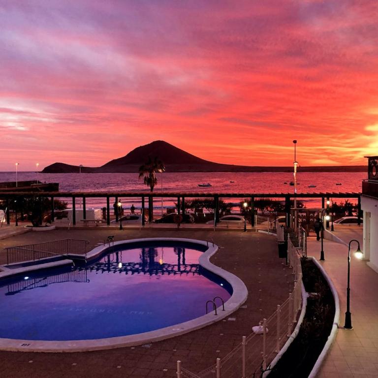 Stunning front line penthouse sea and pool - Apartamento de 3 dormitorios - 1