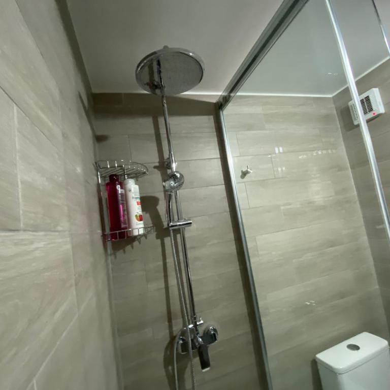 Dpto costero vista al lago, piscina y jacuzzi - Apartamento de 2 dormitorios con terraza y vistas al mar - 17