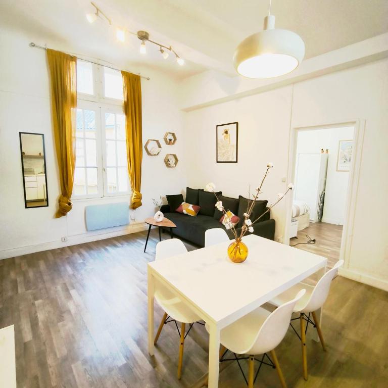 T2 lumineux plein centre à 5 min du Cours Mirabeau confort, wifi, cuisine équipée - Apartment mit 1 Schlafzimmer - 2