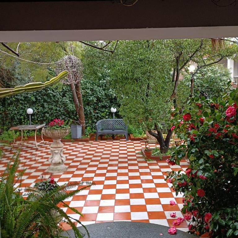 B&B Villa Lidia with parking and jacuzzi - Camera Tripla con Terrazza - 15