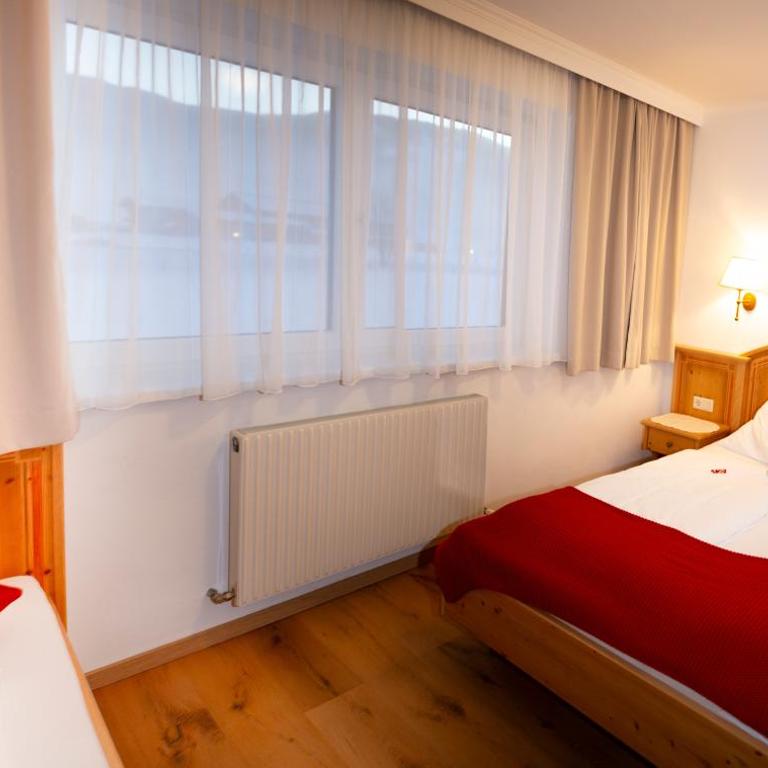 Appartement-Gästehaus Ursula - Großes Apartment mit 2 Schlafzimmern und einem Balkon - 7