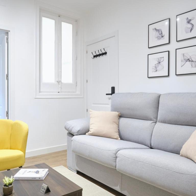 Lovely Apartments - Elegante apartamento en el corazón de la ciudad - One-Bedroom Apartment - 15