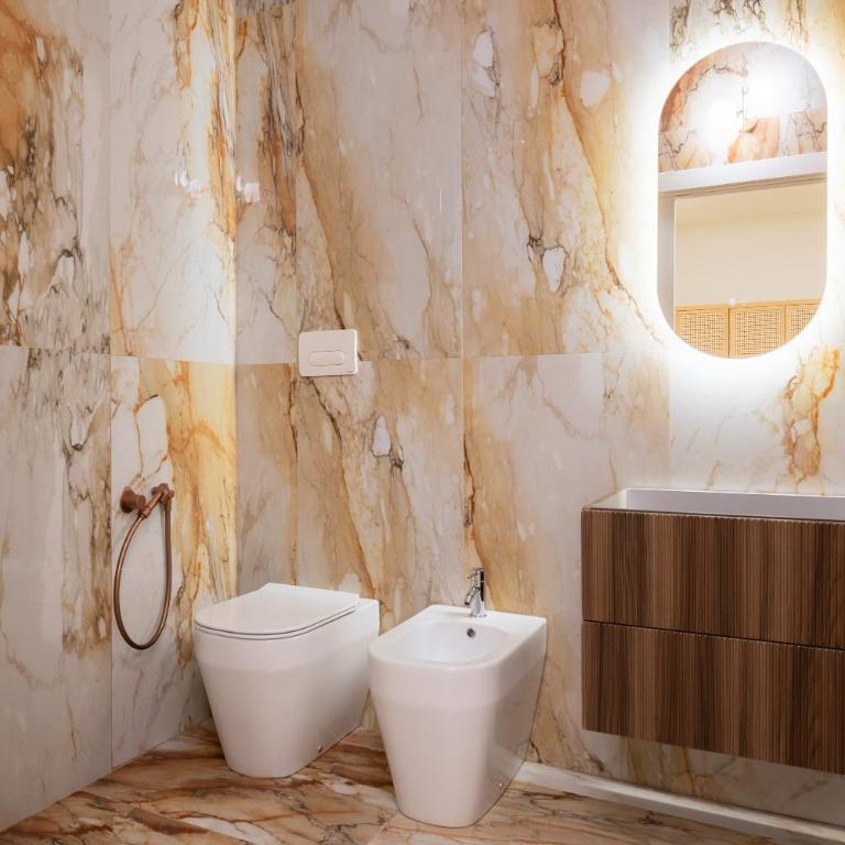 Luca Stay Duomo Visconti Suites - Appartamento Superior con Balcone - 2