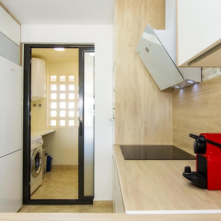 A Estrenar con Terraza Piscina y Parking Gratis - Apartamento Deluxe - 24