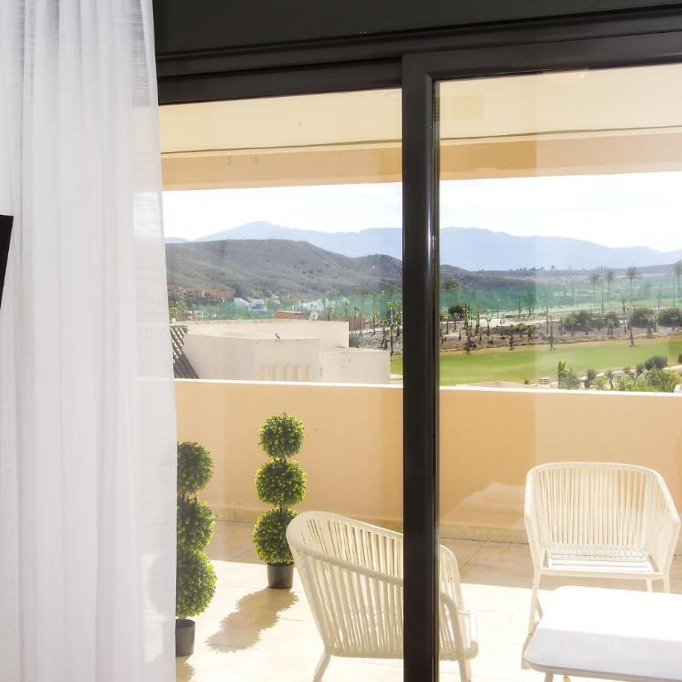 A Estrenar con Terraza Piscina y Parking Gratis - Apartamento Deluxe - 36