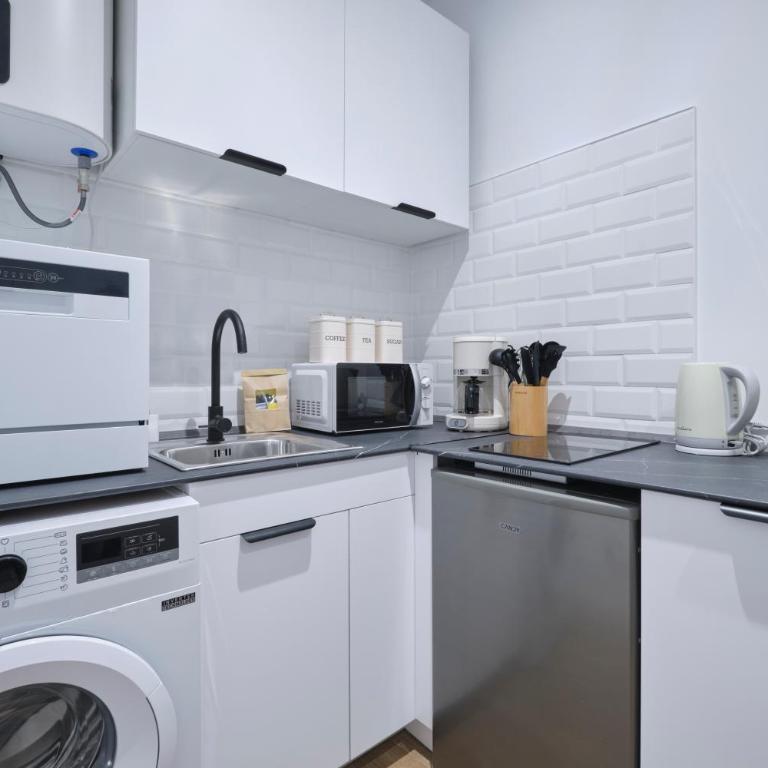 Lovely Apartments - Apartasuite completo en excelente ubicación en Madrid - Apartamento de 1 dormitorio - 26