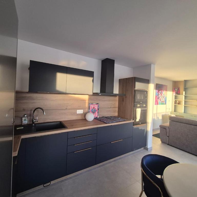 Frida, Terrasse exposée plein sud, Wifi, Parking double, - Appartamento con 2 Camere da Letto - 5