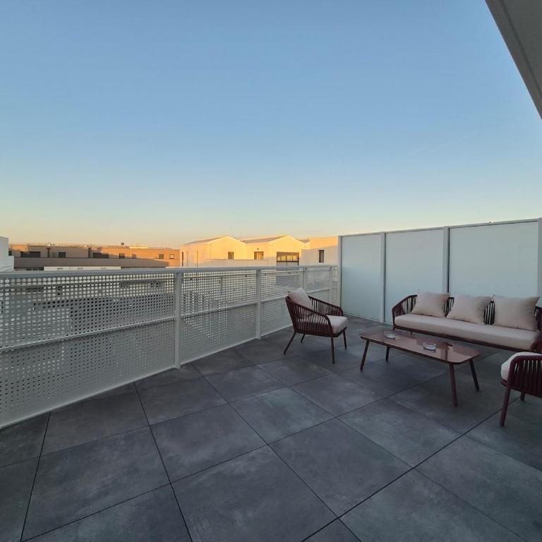 Frida, Terrasse exposée plein sud, Wifi, Parking double, - Appartamento con 2 Camere da Letto - 10