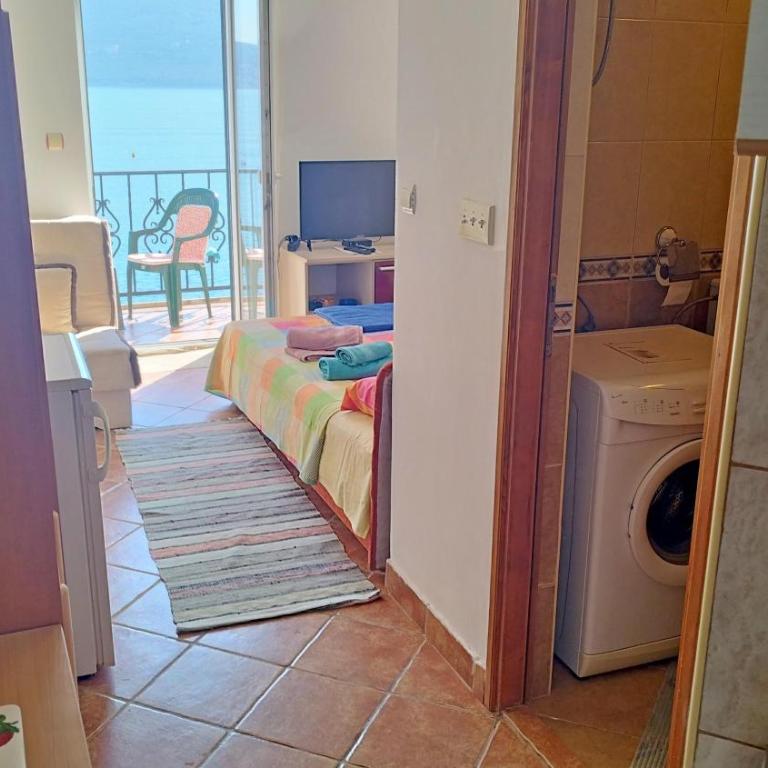 Rooms Beba - Studio with Balcony - 13
