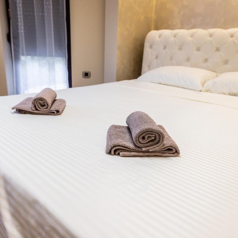 GardeNS Apartments - One-Bedroom Apartment with Balcony - 18