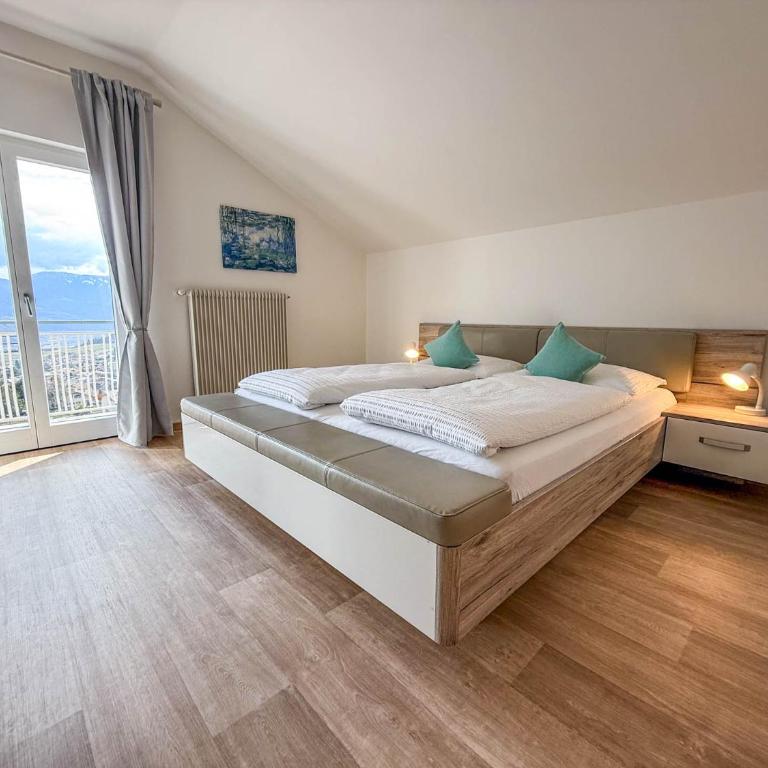Strengen Guesthouse - Camera Matrimoniale con Vista Lago - 1