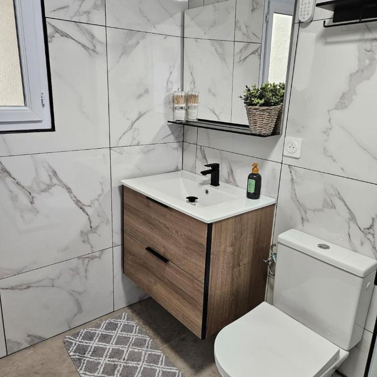 Studio cosy au cœur de l'île - One-Bedroom Apartment - 6