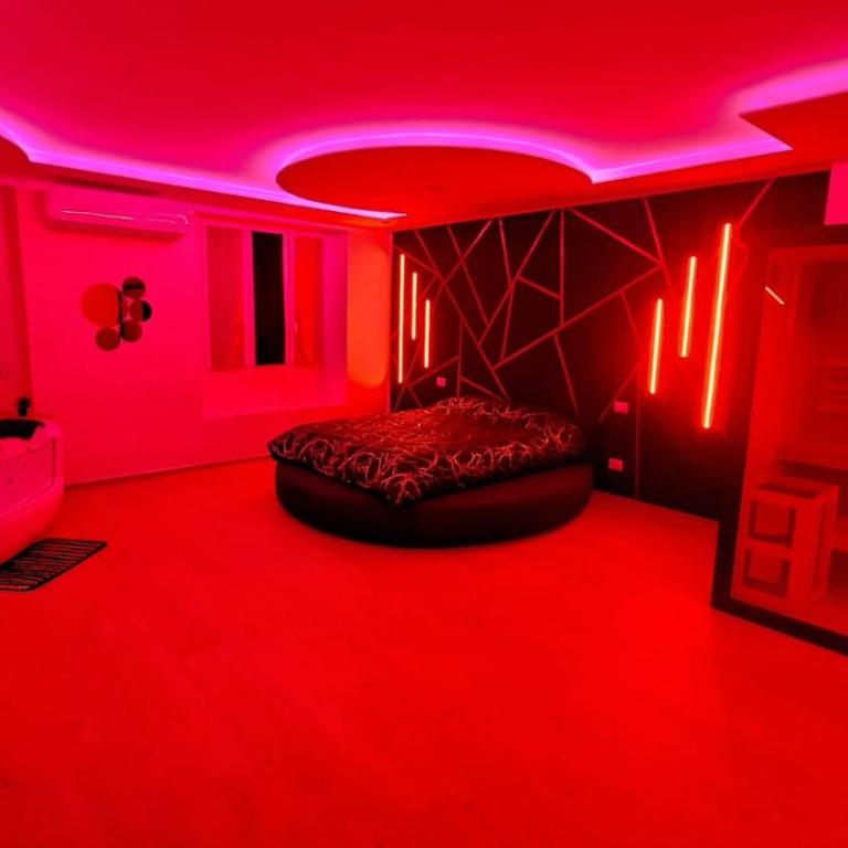 Torino d'Amare Suite - King Room with Spa Bath - 4