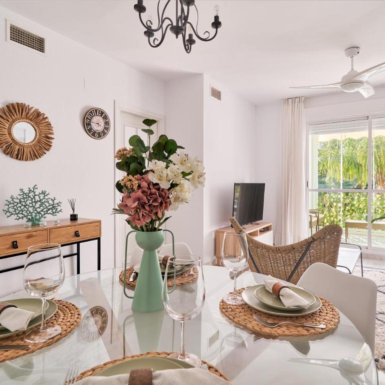 MARBELLA BANUS SUITES - Banus Rio Verde Beachside - Apartamento de 2 dormitorios con balcón - 2