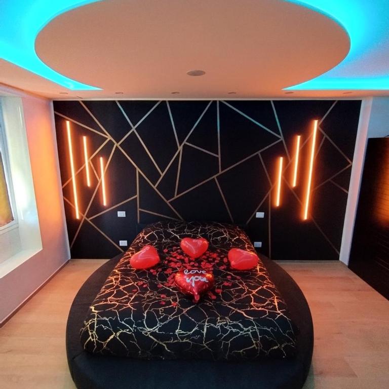 Torino d'Amare Suite - King Room with Spa Bath - 8