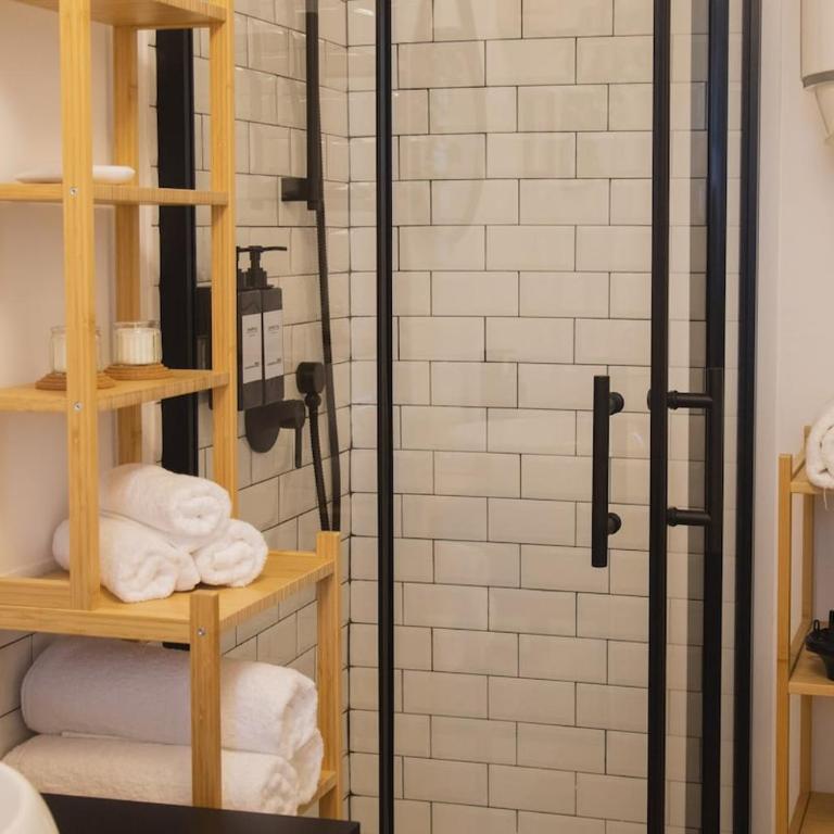 Aviothic Home - Appartamento con 1 Camera da Letto - 4