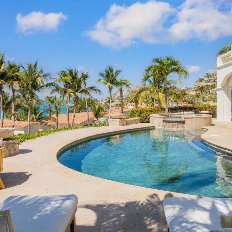Beautiful 5 Bd Villas Del Mar Villa Staffed & Steps from the Beach - Deluxe Villa - 43