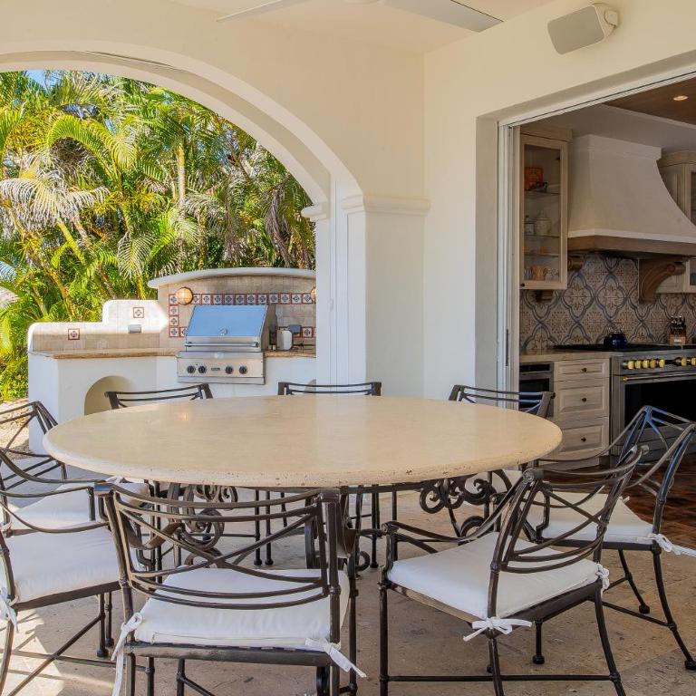Beautiful 5 Bd Villas Del Mar Villa Staffed & Steps from the Beach - Deluxe Villa - 46