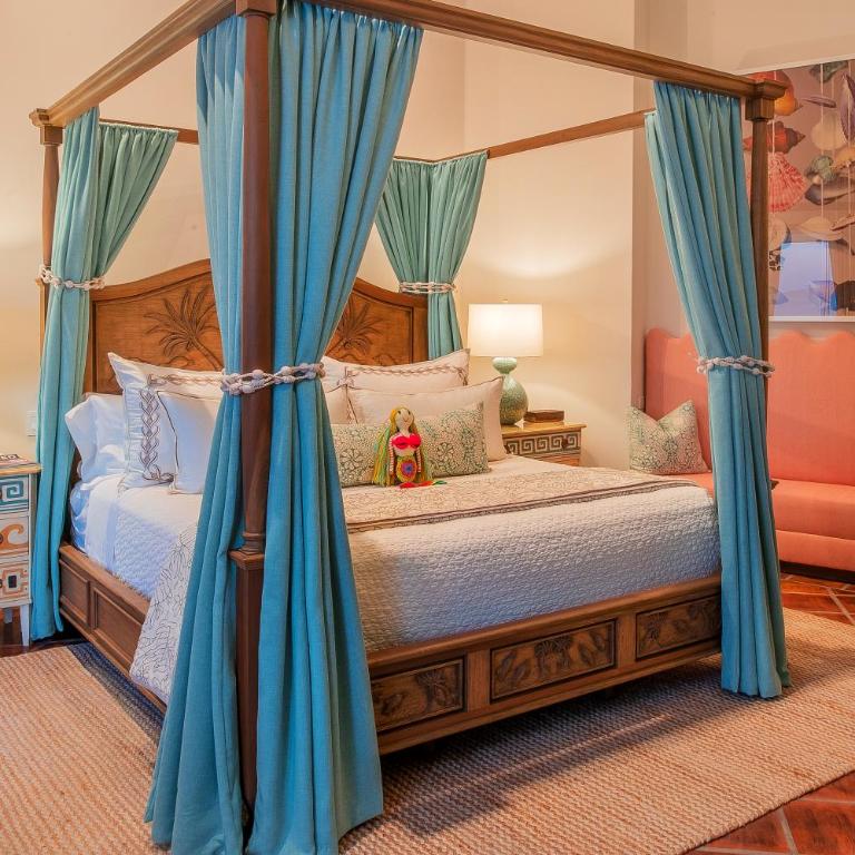 Beautiful 5 Bd Villas Del Mar Villa Staffed & Steps from the Beach - Deluxe Villa - 63
