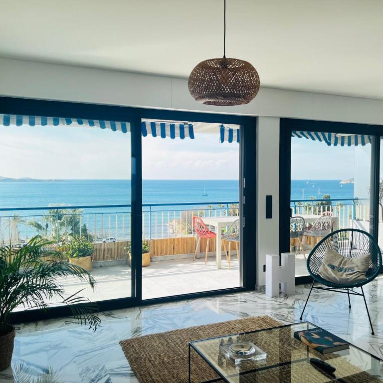 Bandol Appartement Luxe vue mer époustouflante en face des plages - Appartement 2 Chambres - 5