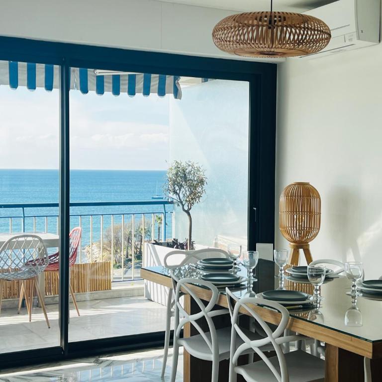 Bandol Appartement Luxe vue mer époustouflante en face des plages - Appartement 2 Chambres - 4