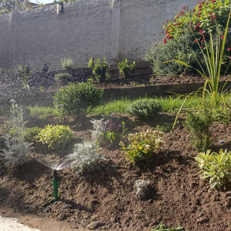 Jardín privado para familias y trabajo - Apartamento - 81