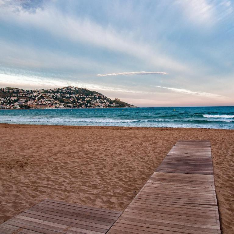 Apartment in Roses near Sta Margarita Beach - One-Bedroom Apartment - 26
