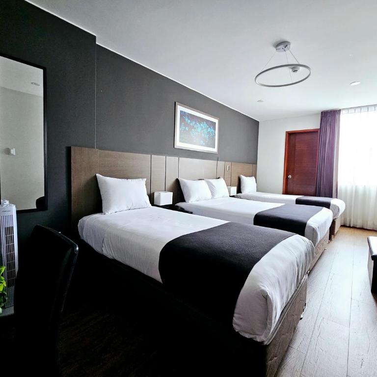 Vita Hoteles Arequipa - Standard Quadruple Room - 2