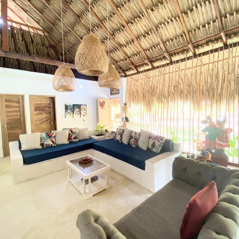 Habitación 6 personas - Family Room with Private Bathroom - 1