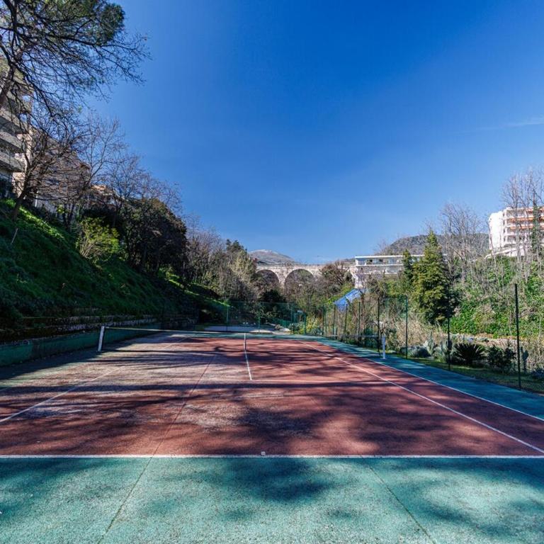 Bel appartement Terrasse- Piscine- Tennis- Parking - Appartement 1 Chambre - 3