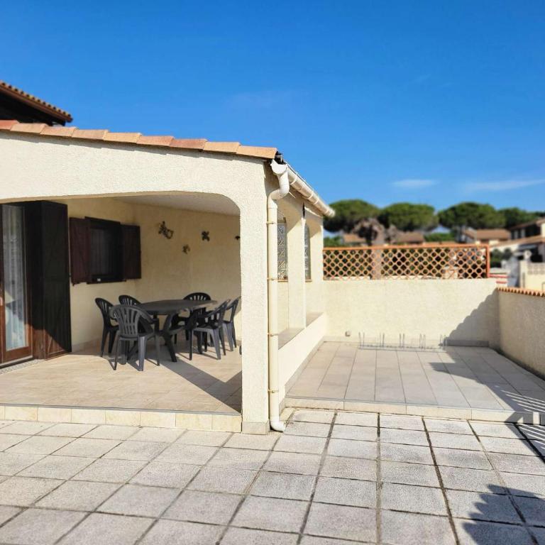 Belle villa d'angle climatisée, residence TAMARIS, wifi, 2 chambres 4 couchages PORTIRAGNES PLAGE LRTAMM1 - Maison 2 Chambres - 15