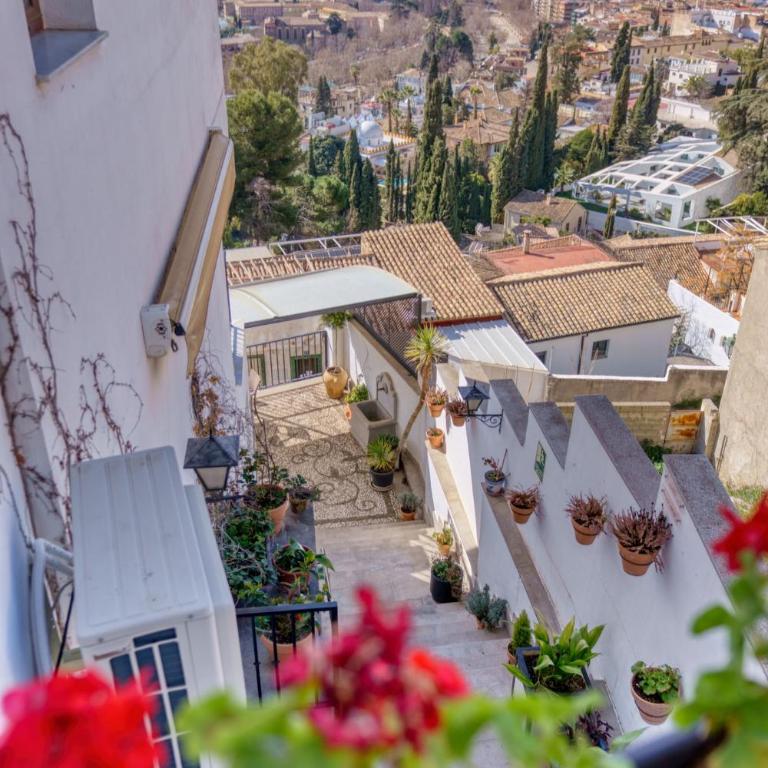 Hotel Mirador Arabeluj - Triple Room with City View - 6