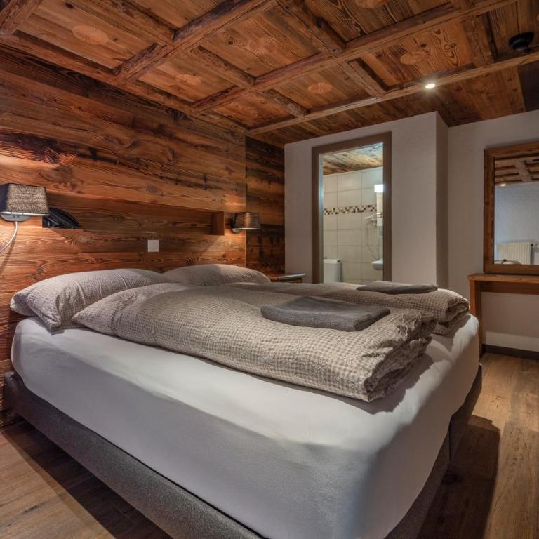 Hôtel Le Grand Chalet - Suite im Chalet mit Balkon und Bergblick - 3