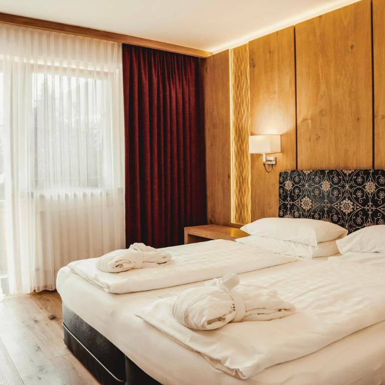 HELD - Hotel & Spa , 4 Sterne Superior, Zillertal - Deluxe Familiensuite - 4