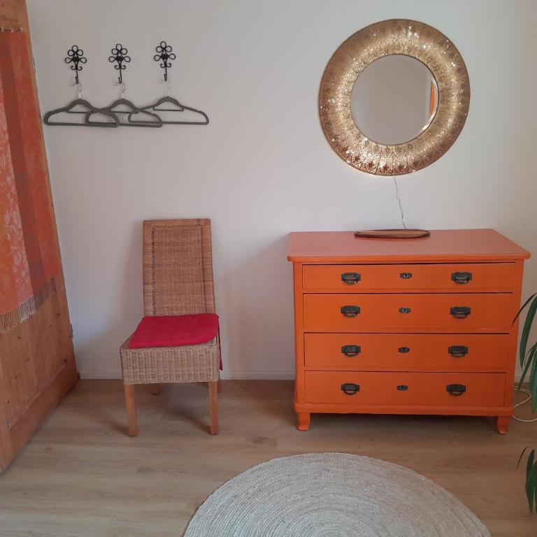 Neueröffnung, 2 wunderschöne Ferienwohnungen im Grünen - Apartment mit 2 Schlafzimmern und Terrasse - 18