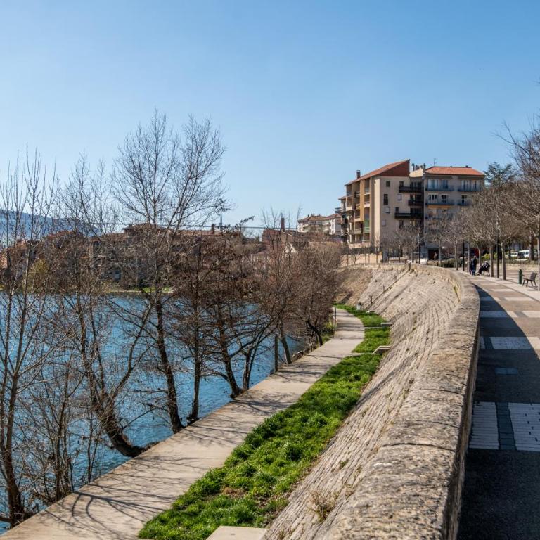 L'échappée verte pour six personnes avec terrasse, place de parking - Appartement 3 Chambres - 26