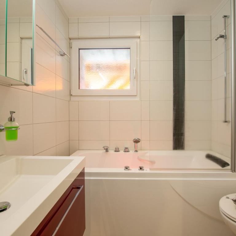 Fiesch, Ferienwohnung mit Aussensitzplatz - Studio mit Terrasse - 6
