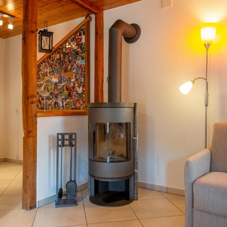 Fiesch, Ferienwohnung mit Aussensitzplatz - Studio mit Terrasse - 9