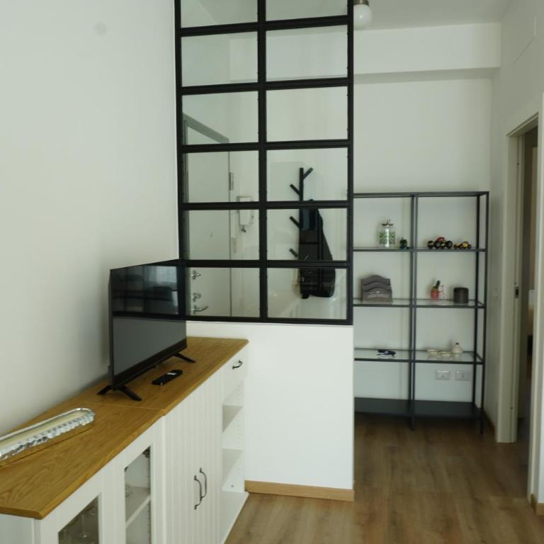 Grimani Suite - 60 MQ Nuovo con balcone - Tortona, M4 Bolivar, Linate - Appartamento con 1 Camera da Letto - 4